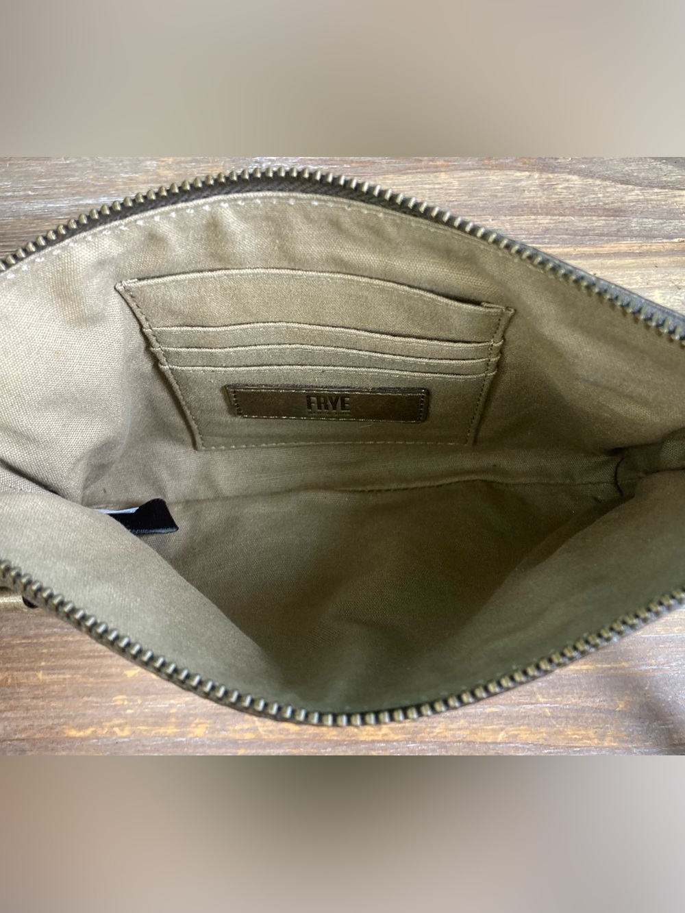 Frye Melissa Pull Up Leather Crossbody Bag - Picture 3 of 6